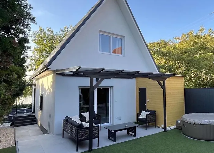 Nyarfas Panorama Vendeghaz Ferienhaus *